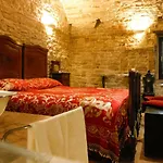 Palazzo Antica Via Appia Bed & Breakfast