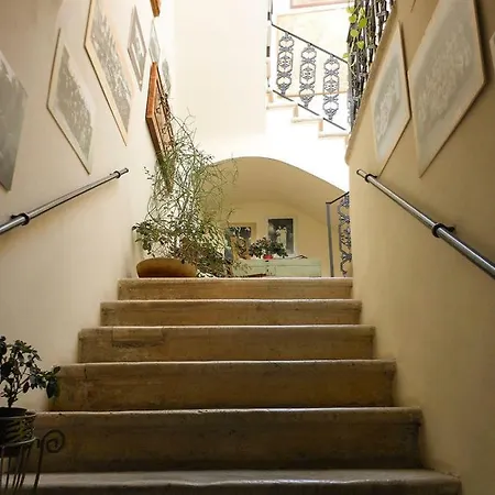 Bed & Breakfast Palazzo Antica Via Appia 3*