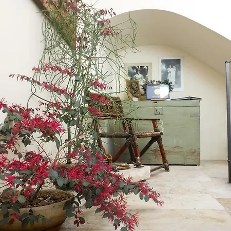 Bed & Breakfast Palazzo Antica Via Appia